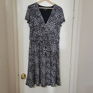 Jessica Howard Polka dot V-neck Dress